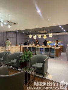 Fast-track (Ускоренный проход)+CIP Lounge — Велана